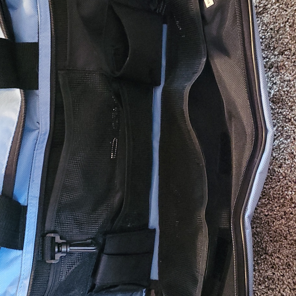 Athletic bag - Picture 3 of 3